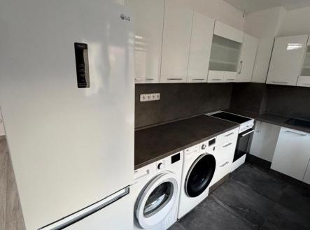 WhatsApp Image 2026-04-04 at 18.58.02 (17).jpeg | Prodej bytu, 3+1, 75 m²