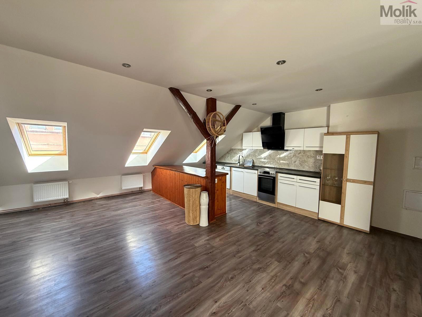 WhatsApp Image 2026-04-09 at 20.55.59 (10).jpeg