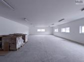 Pronájem - skladovací prostor, 200 m²