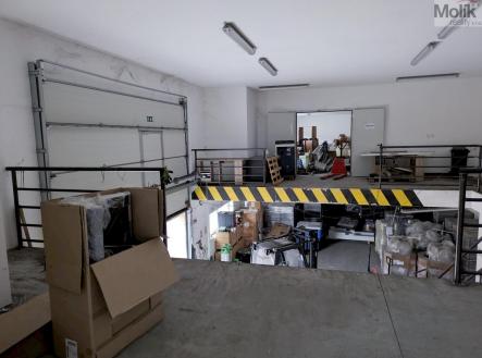 PXL_20260410_073843253 (1).jpg | Pronájem - skladovací prostor, 200 m²