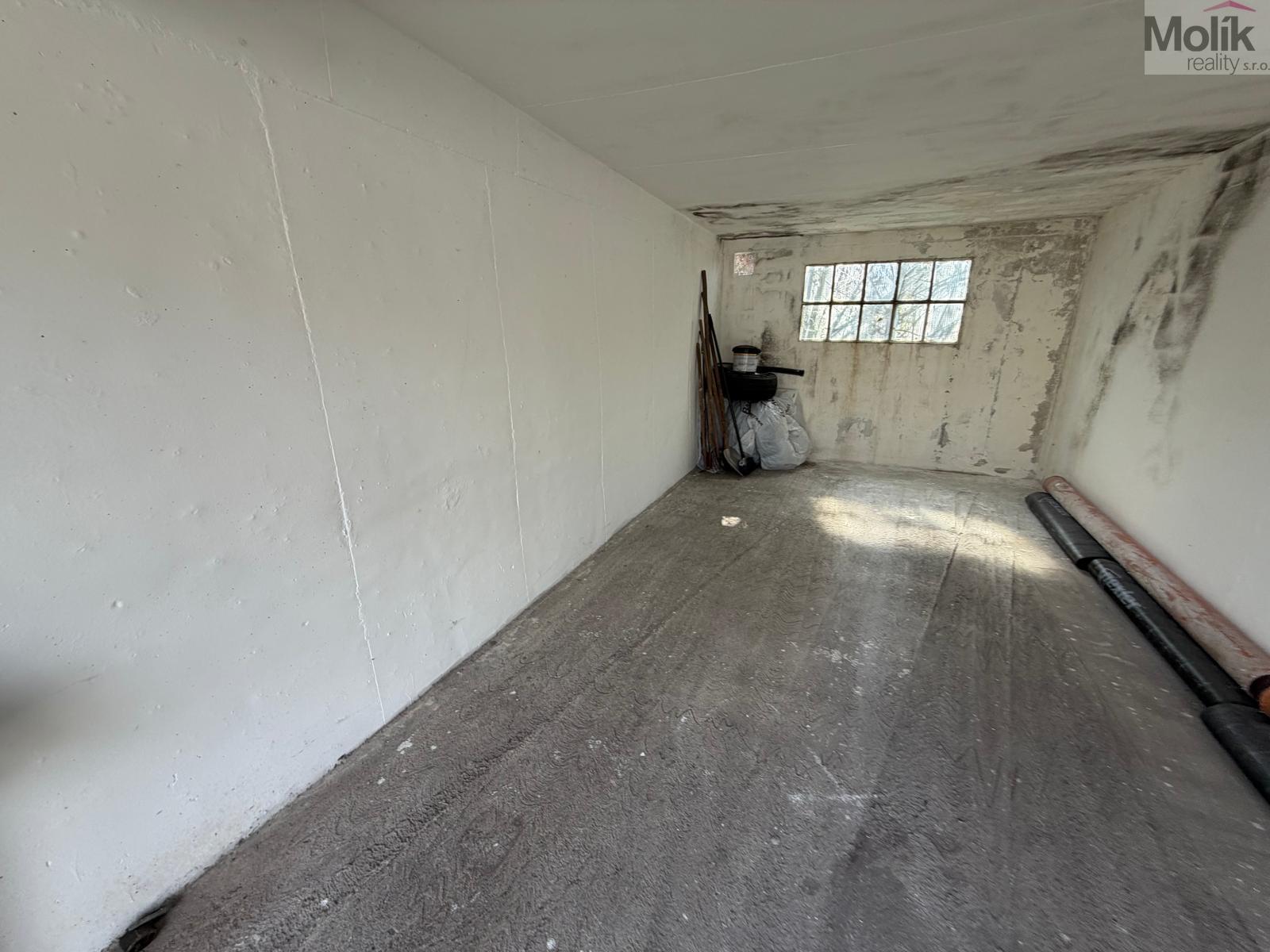 WhatsApp Image 2026-04-16 at 11.13.52 (1).jpeg