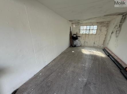 WhatsApp Image 2026-04-16 at 11.13.52 (1).jpeg | Prodej - malý objekt/garáž