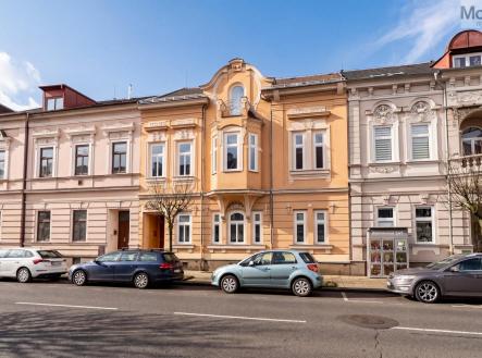 hf_20260421_171418_a310bb61-fed9-4cf3-a31d-6f14d8310a82.jpg | Prodej - dům/vila, 330 m²