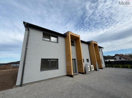 Pronájem - dům/vila, 156,8 m² obrázek