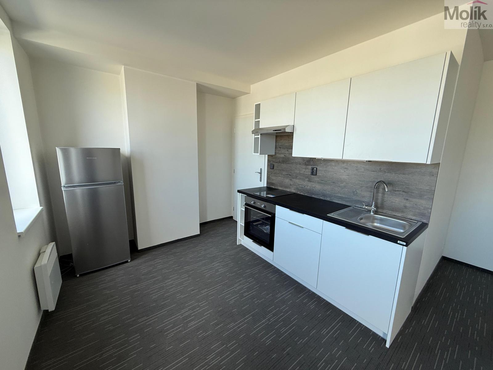 WhatsApp Image 2026-04-24 at 14.04.33.jpeg