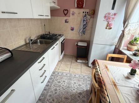 191e7f82-06cf-4b30-8865-da8d4d206ad7.JPG | Prodej bytu, 3+1, 74 m²