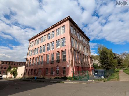 PXL_20260421_140229035.jpg | Pronájem - skladovací prostor, 200 m²