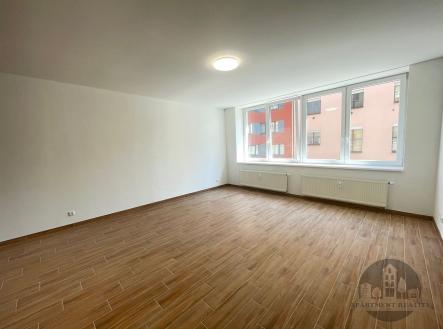 . | Pronájem bytu, 2+kk, 65 m²