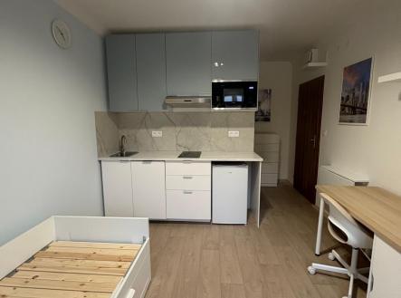 . | Pronájem bytu, 1+kk, 22 m²