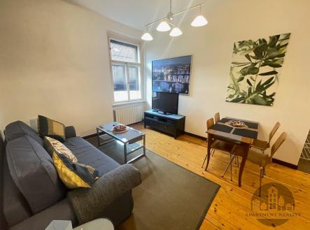 . | Pronájem bytu, 1+kk, 26 m²