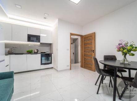 . | Pronájem bytu, 2+kk, 40 m²