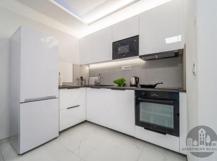 . | Pronájem bytu, 2+kk, 40 m²