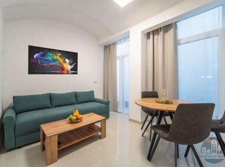 . | Pronájem bytu, 2+kk, 40 m²