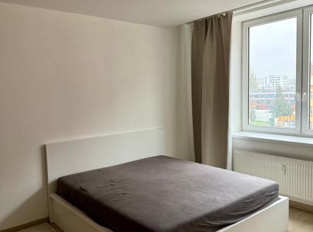 . | Pronájem bytu, 1+kk, 36 m²