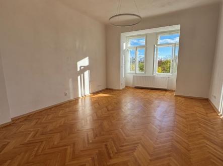 . | Pronájem bytu, 2+1, 77 m²