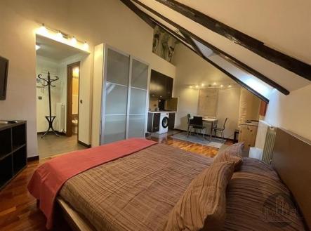 . | Pronájem bytu, 1+kk, 27 m²