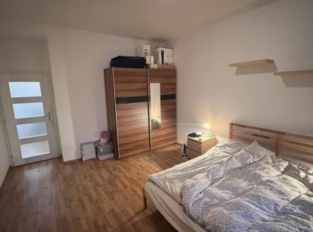 . | Pronájem bytu, 2+kk, 40 m²