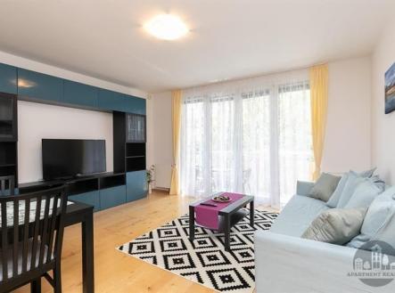 . | Pronájem bytu, 3+kk, 90 m²