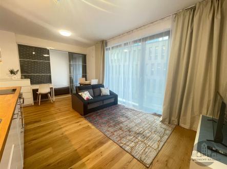 . | Pronájem bytu, 2+kk, 40 m²