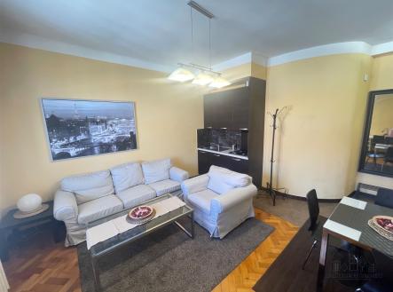 . | Pronájem bytu, 2+kk, 37 m²