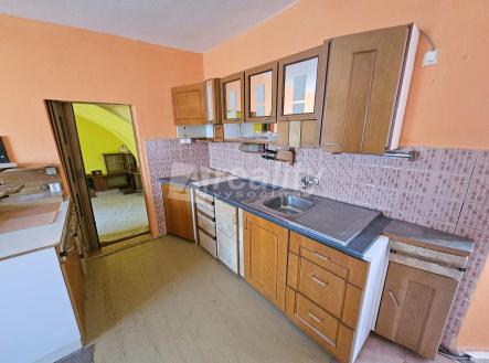 20250209_123353a | Prodej - zemědělský objekt, 1 866 m²