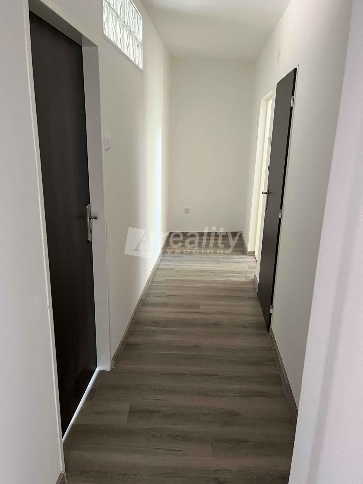 81a0990d-5e8e-41dc-9e15-ffcd1fdae645