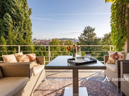 Vila Černá Pole - terasa | Prodej - dům/vila, 597 m²