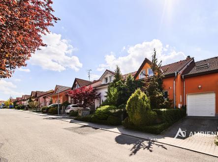 zemla_043 | Prodej - dům/vila, 213 m²