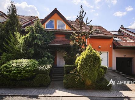 zemla_045 | Prodej - dům/vila, 213 m²