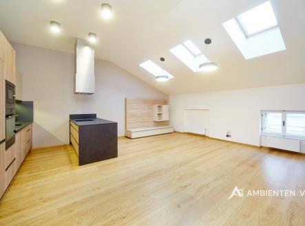5_12_5331 | Pronájem bytu, 2+kk, 78 m²