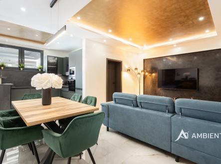 Prodej - nájemní dům, 248 m² obrázek