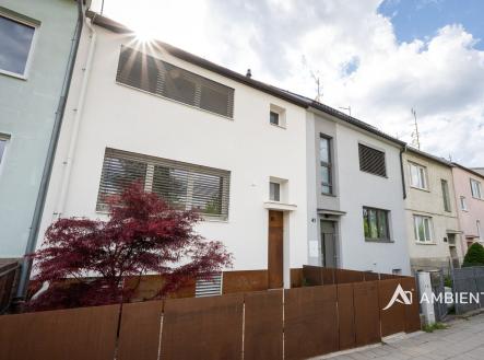 Z71_8591 | Prodej - dům/vila, 211 m²