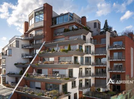 Pohled Anenské terasy | Pronájem bytu, 1+kk, 40 m²
