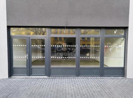 Fotka 1 | Pronájem - obchodní prostor, 102 m²