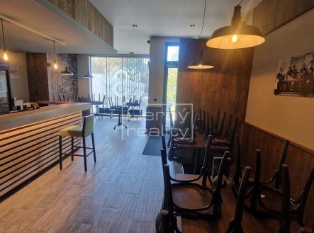 Fotka 3 | Pronájem - restaurace, 260 m²