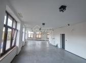 Pronájem - obchodní prostor, 120 m²