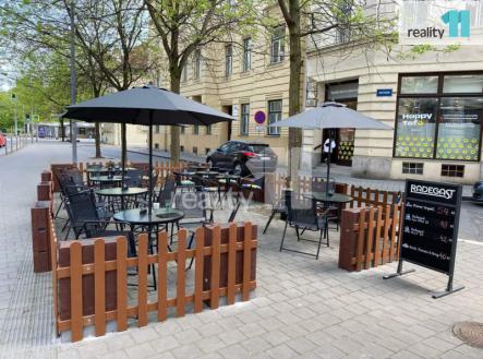 2 | Pronájem - restaurace, 500 m²