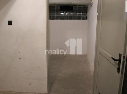 Pronájem - skladovací prostor, 14 m²