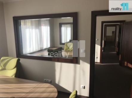 2 | Pronájem - kanceláře, 45 m²