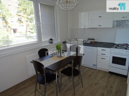 Pronájem bytu, 3+1, 70 m² obrázek