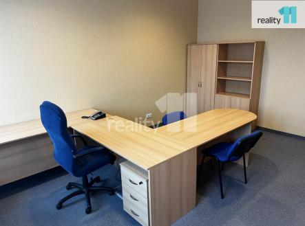 4 | Pronájem - kanceláře, 21 m²