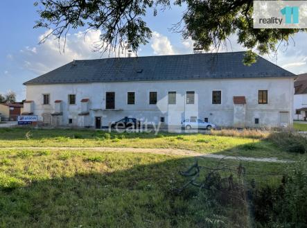 1 | Prodej - komerční objekt, jiný, 1 544 m²