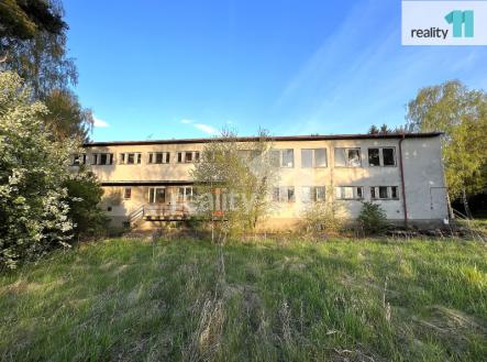 2 | Prodej - komerční objekt, sklad, 1 601 m²