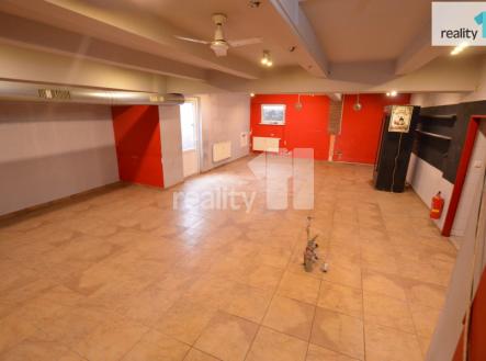 2 | Pronájem - obchodní prostor, 150 m²