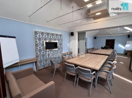 4 | Pronájem - kanceláře, 81 m²