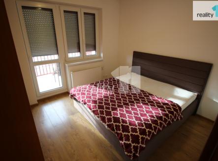 3 | Pronájem bytu, 2+kk, 60 m²