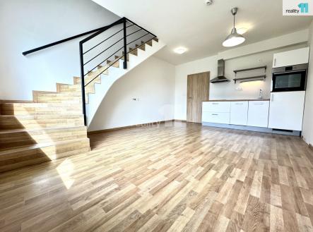 Pronájem bytu, 3+kk, 77 m² obrázek