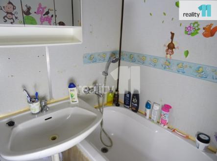 4 | Pronájem bytu, 2+kk, 42 m²