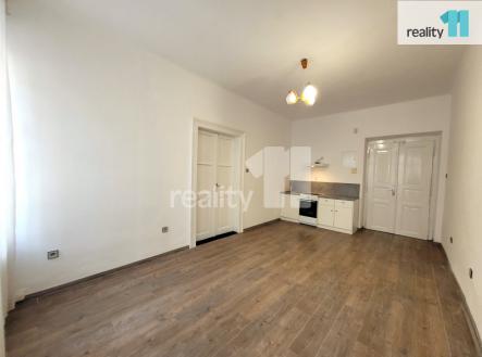 4 | Pronájem bytu, 2+kk, 41 m²