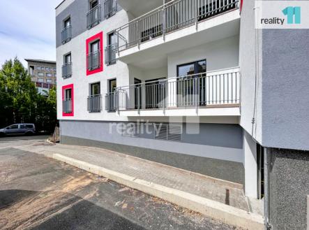 4 | Pronájem - malý objekt/garáž